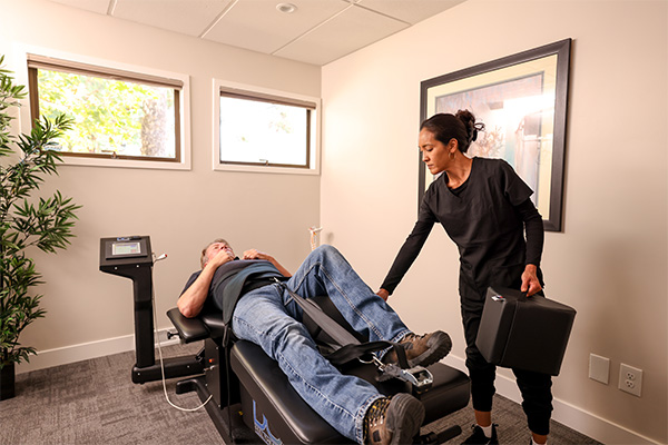 What is a Spinal Decompression Table