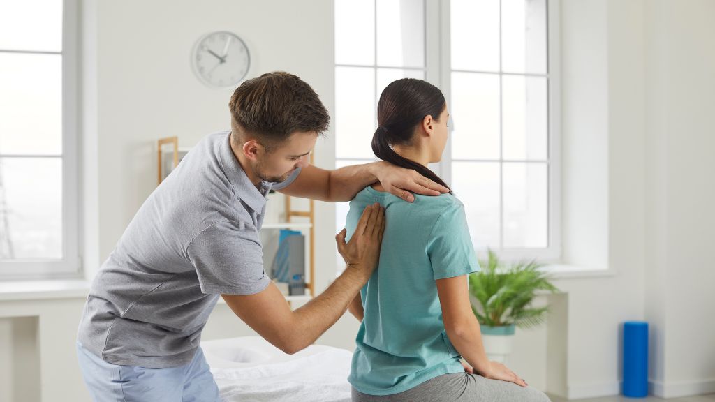 How Chiropractic Care Improves Posture, Mobility, and Daily Performance
