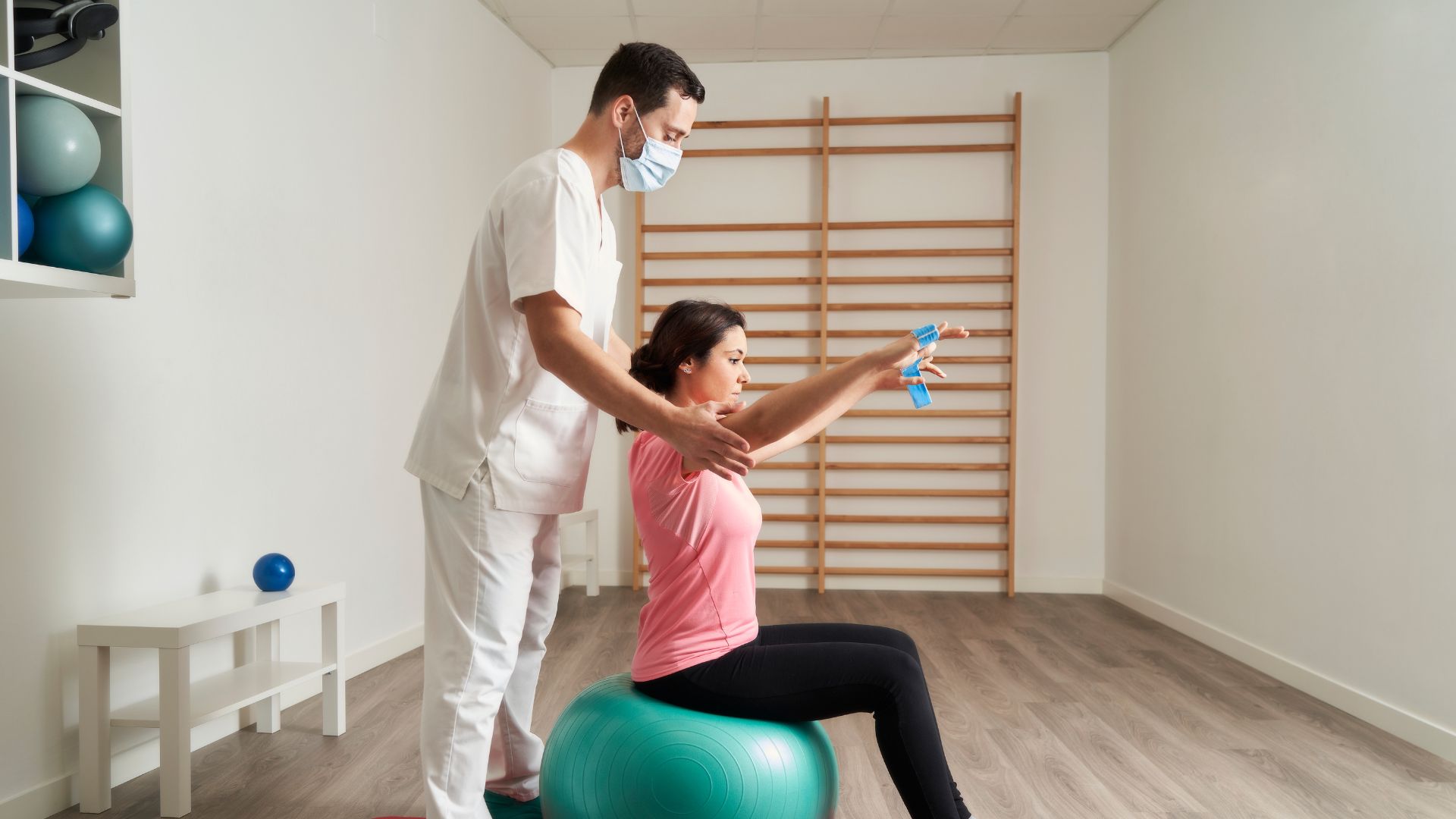 Can a Chiropractor Help With Posture?