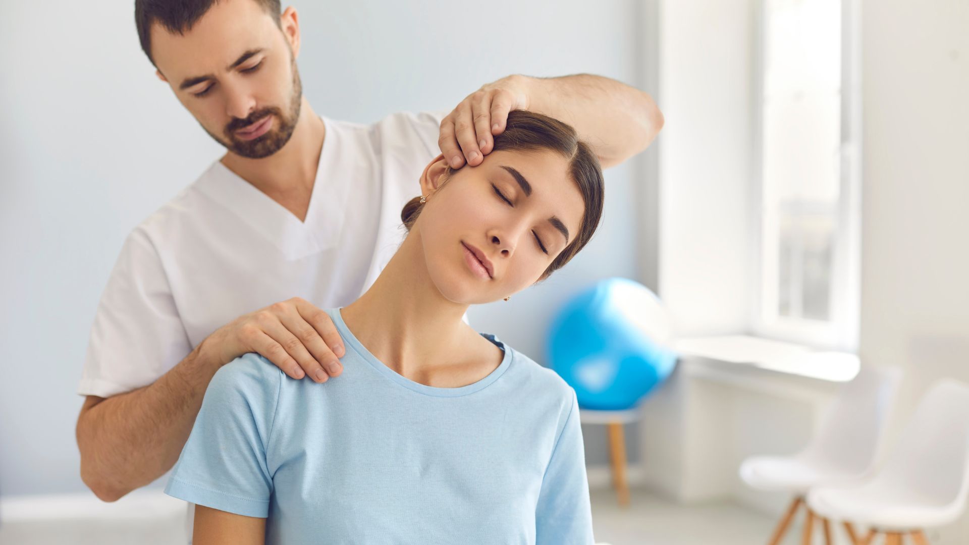 Whiplash Pain? Here’s How Chiropractic Care at Elite Chiropractic Can Help