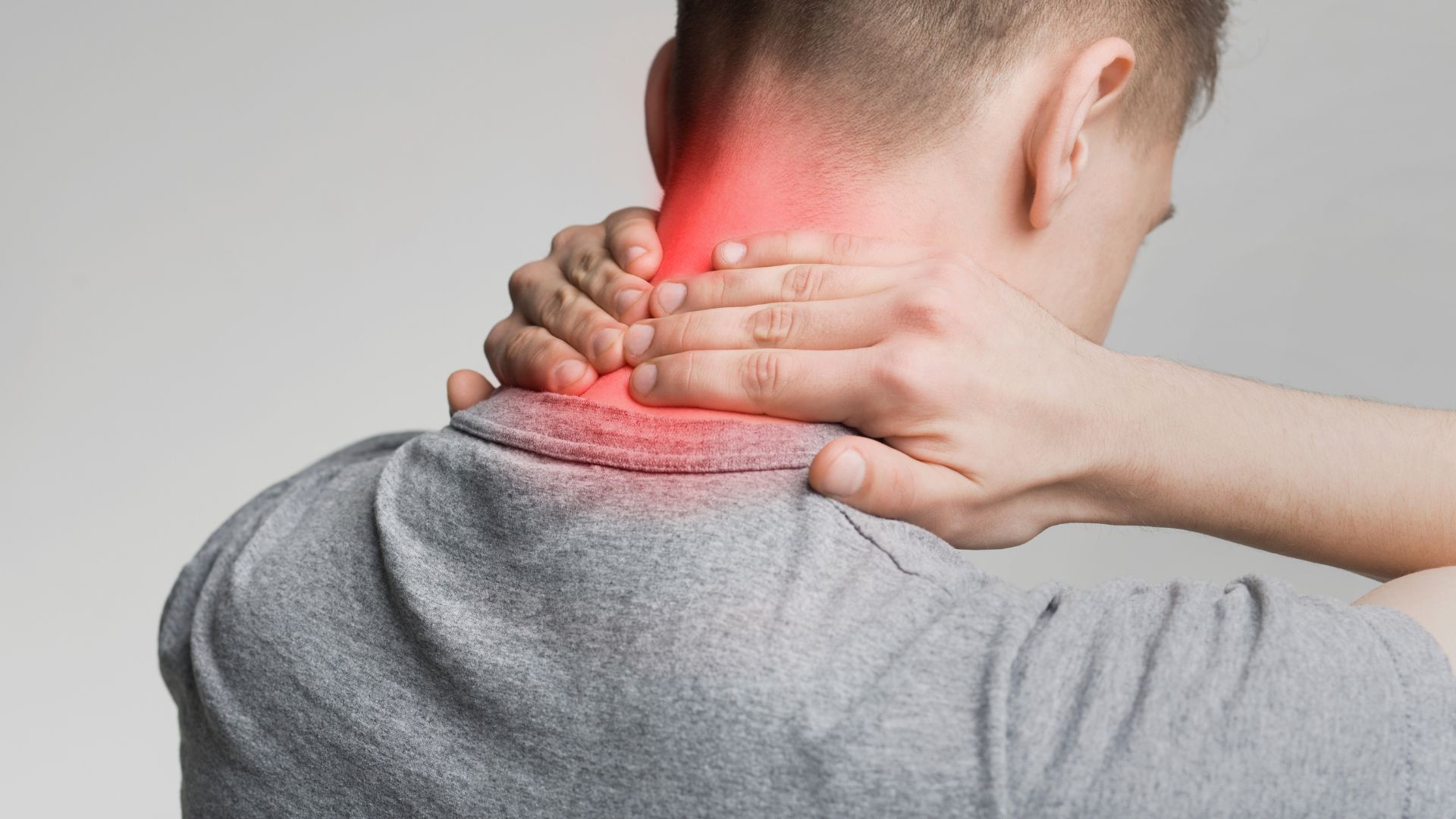 Massage or Chiropractor: Which Is Better for Neck Pain?